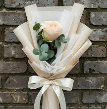 Букет цветов из:  Розы в Новомарковке