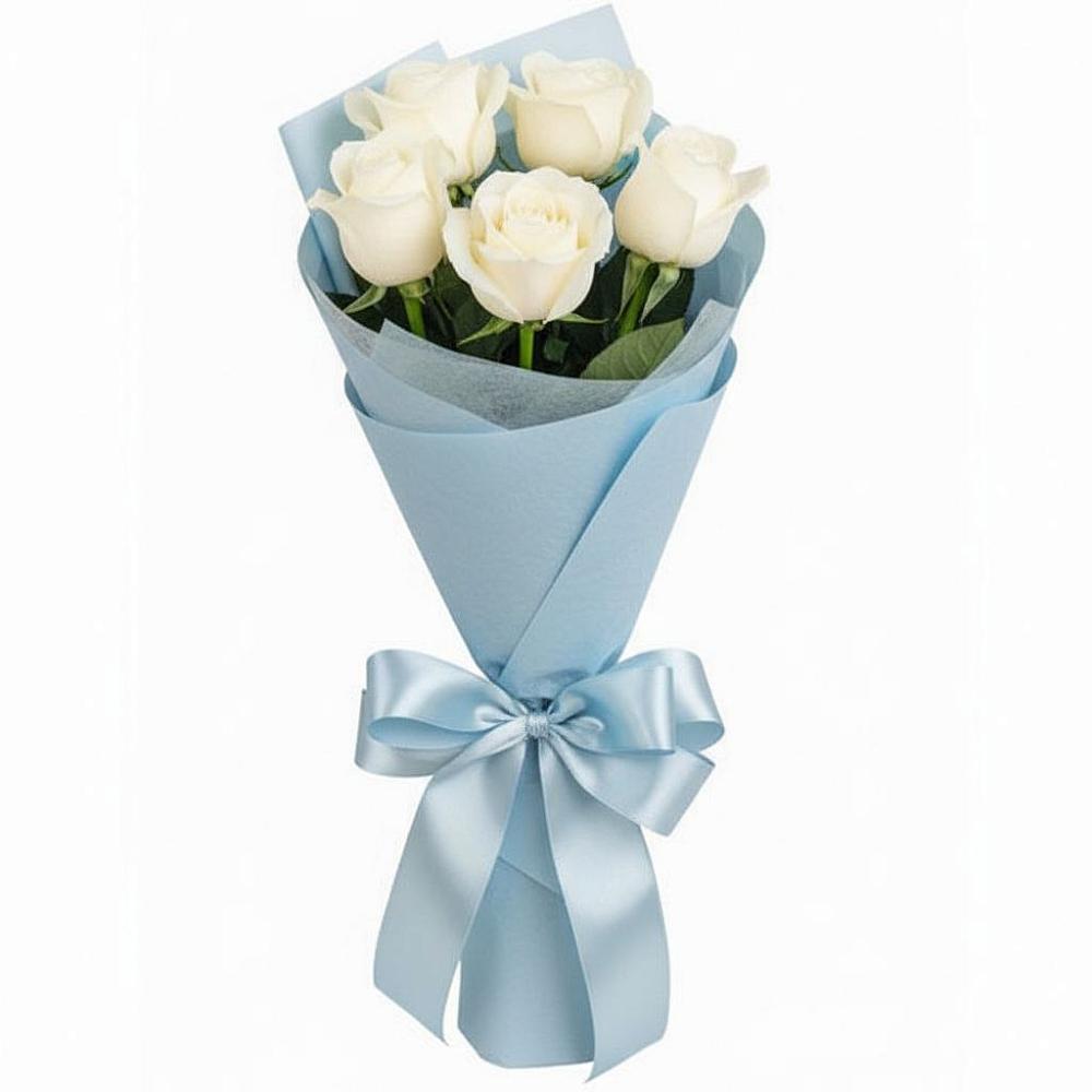 Букет 5 Белых роз Проуд в Новомарковке
