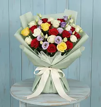 Букет цветов из:  Розы в Новомарковке