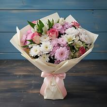 Букет цветов из:  Хризантемы, Альстромерии и Розы в Новомарковке