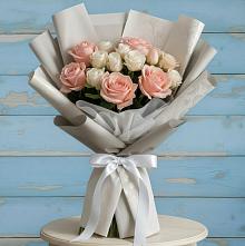 Букет цветов из:  Розы в Новомарковке