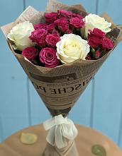Букет цветов из:  Розы в Новомарковке