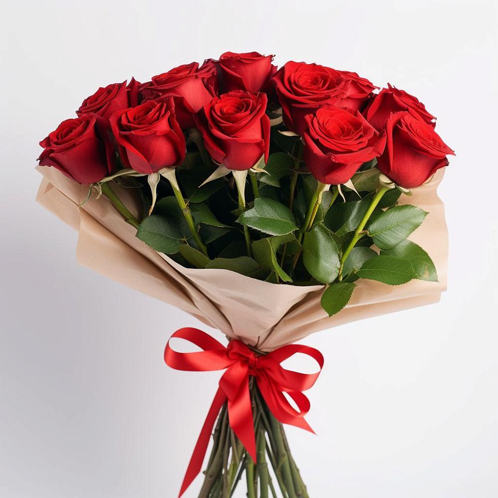Букет 11 Красных роз Эдлесс Лав в Новомарковке